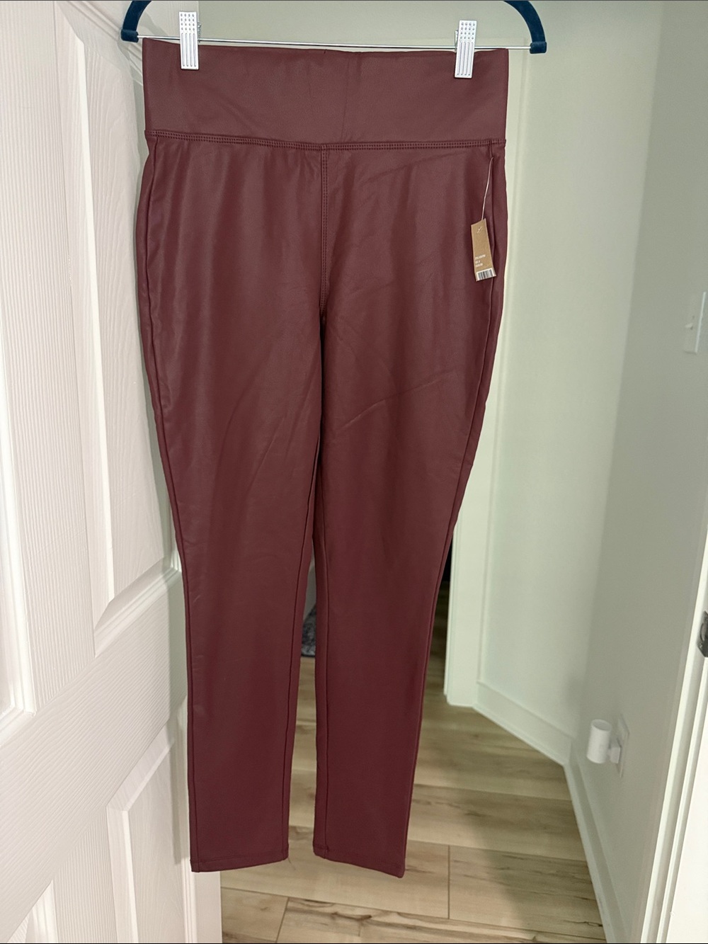 BKE Faux Leather Leggings in Burgundy